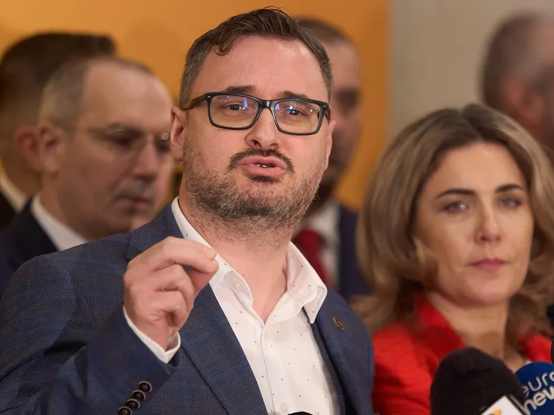 Dan Tănasă, deputatul AUR care apasă pe pedala xenofobiei și șovinismului