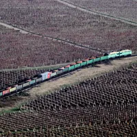 Mișcarea de rezistență Atesh a aruncat în aer porțiuni din calea ferată din Crimeea/Foto: Profimedia Images