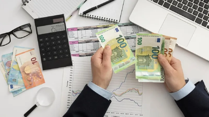 Românii care au salarii de 6.000-10.000 de lei - Foto: freepik.com (rol ilustrativ)