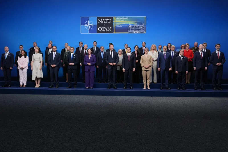 reuniunea nato