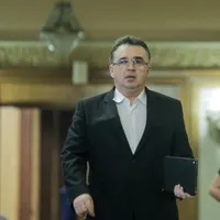 Oprișan a intrat în politică cu 35.000 € datorii - Foto: INQUAM PHOTOS / George Călin