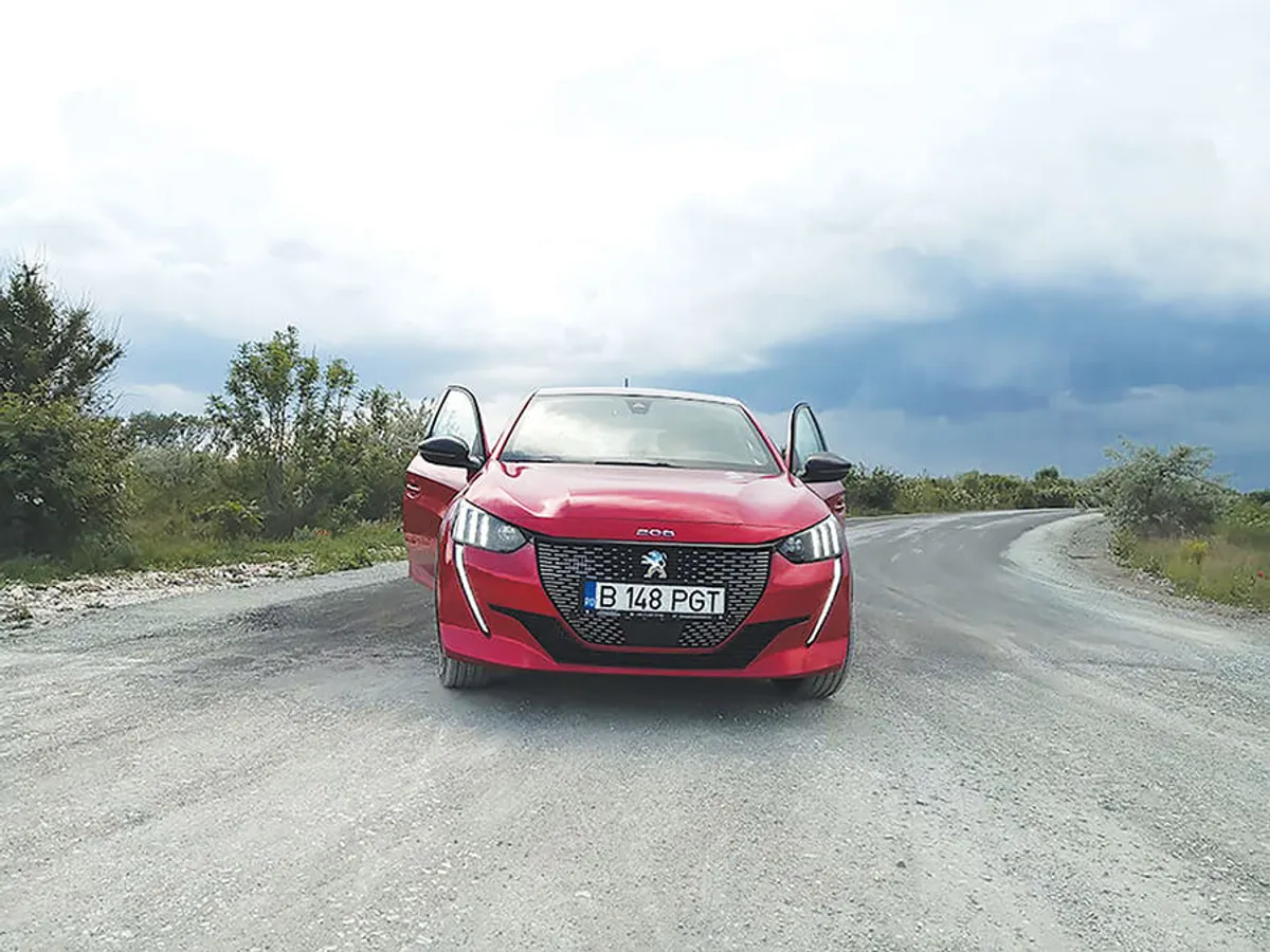 Peugeot 208 GT Line 1.2 PureTech 100 EAT8