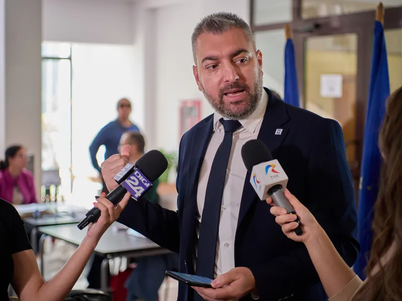 Fost candidat la președinția României, audiat de poliție pentru corupere de minori. Ce a făcut? - INQUAM PHOTOS / Codrin Unici
