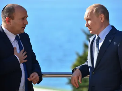 Fostul premier israelian Naftali Bennett și Putin la Soci/Foto: Profimedia Images