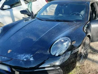 O mașină Porsche de 220.000 de euro, reținută de Poliția de Frontieră - Foto: politiadefrontiera.ro