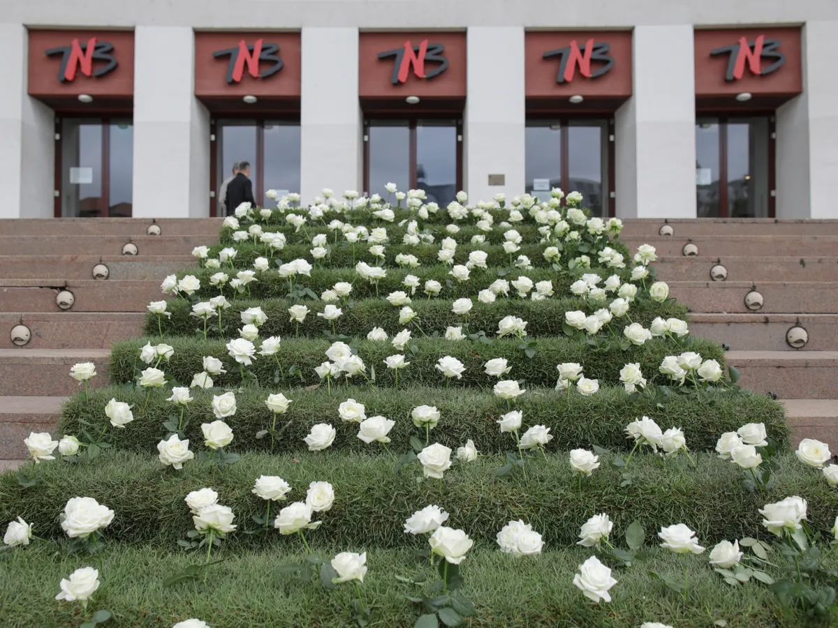 Spectacolul "Despre oameni, doctori și rinoceri", premieră oficială la Teatrul Național din București