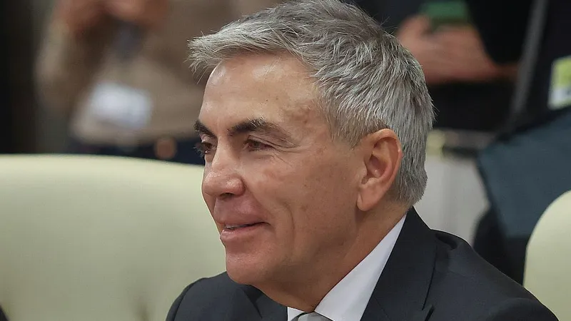 IIie Bolojan şi-a mai numit un consilier, de data aceasta din mediul de afaceri - Foto: INQUAM PHOTOS/George Călin