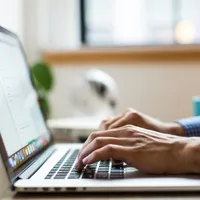 Schimbarea furnizorului de energie, posibilă în 24 de ore. ANRE implementează o platformă online. / Foto: unsplash.com