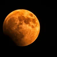 Craterele de pe Lună pot conține o comoară - Foto: Pexels (cu rol ilustrativ)