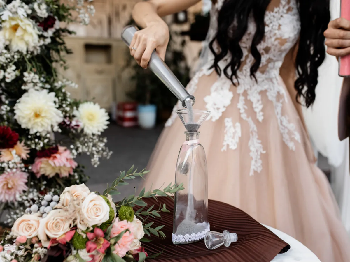 „Văduvele negre” ale Rusiei. Se mărită rapid cu soldați ca să încaseze pensia post-mortem