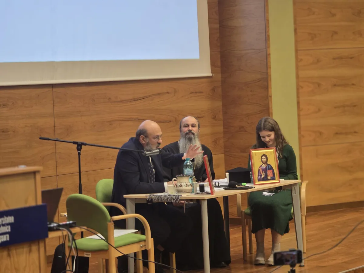 Senatorul AUR Virgiliul Gheorghe la conferința organizată de Universitatea Timișoara - Mitropolia Banat