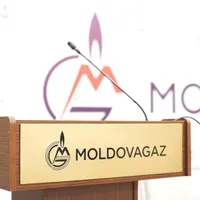 Logo-ul MoldovaGaz este frapant de asemănător cu cel al Gazprom, acționarul său majoritar