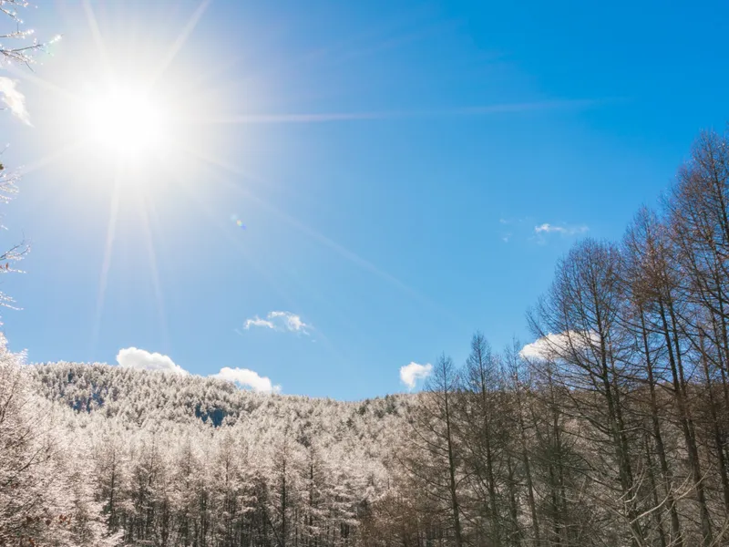 METEO Vreme bună și temperaturi puțin mai ridicate decât ieri. Unde va ninge? Foto: Freepik (fotografie cu caracter ilsutrativ)