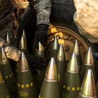 NATO cumpără obuze de artilerie de 155 mm în valoare de 1,2 miliarde de dolari - Foto: US Army (imagine cu caracter ilustrativ)