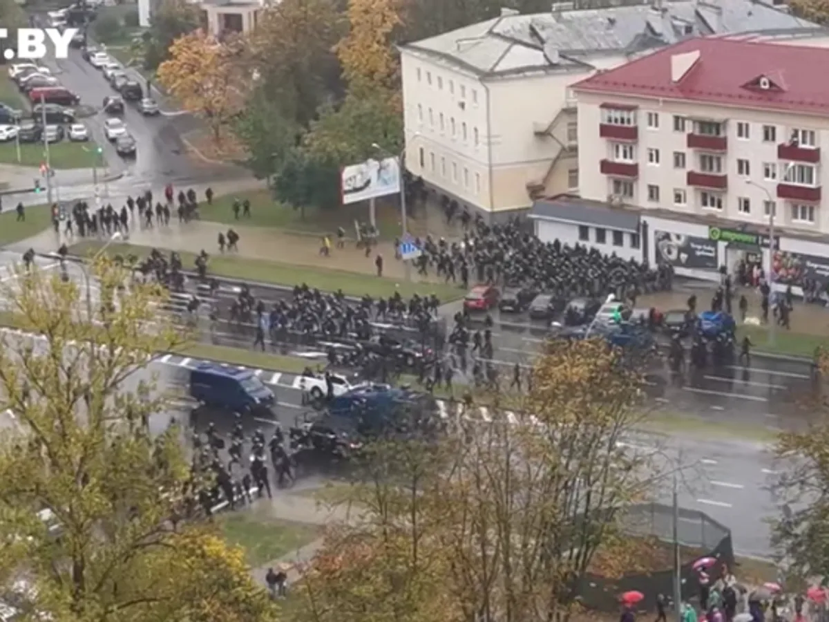 Lupte de stradă la Minsk/FOTO: youtube.com