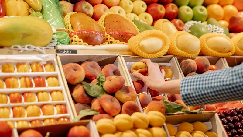 Amendă pentru cumpărătorii care nu cer și nu iau bon de la supermarket - Foto: Pexels / Cotton Bro Studio