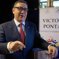 Crin Antonescu, sabotat din umbră. Victor Ponta recunoaște sprijinul PSD la prezidențiale - Foto: Profimedia images
