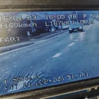 Un tânăr de 18 ani a crezut că s-a născut „pilot”. Prins de radar cu 169 km/h în localitate. / Foto: Inspectoratul de Politie Judetean Cluj