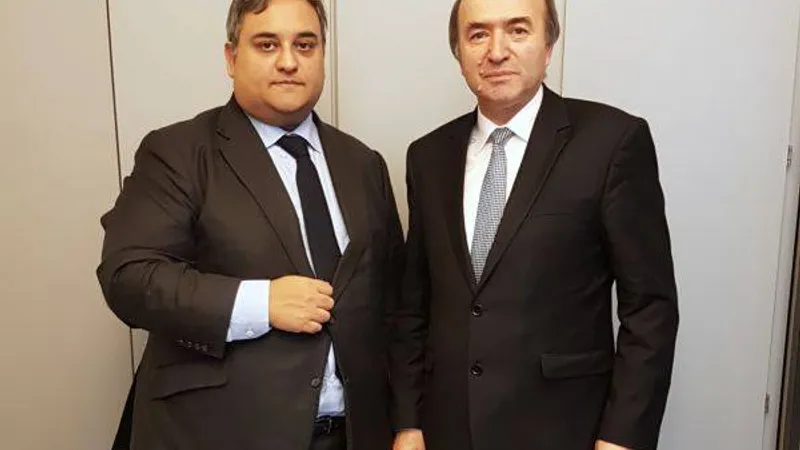 Claude Moraes îl ține sub observație pe Tudorel Toader/FOTO: Facebook.com