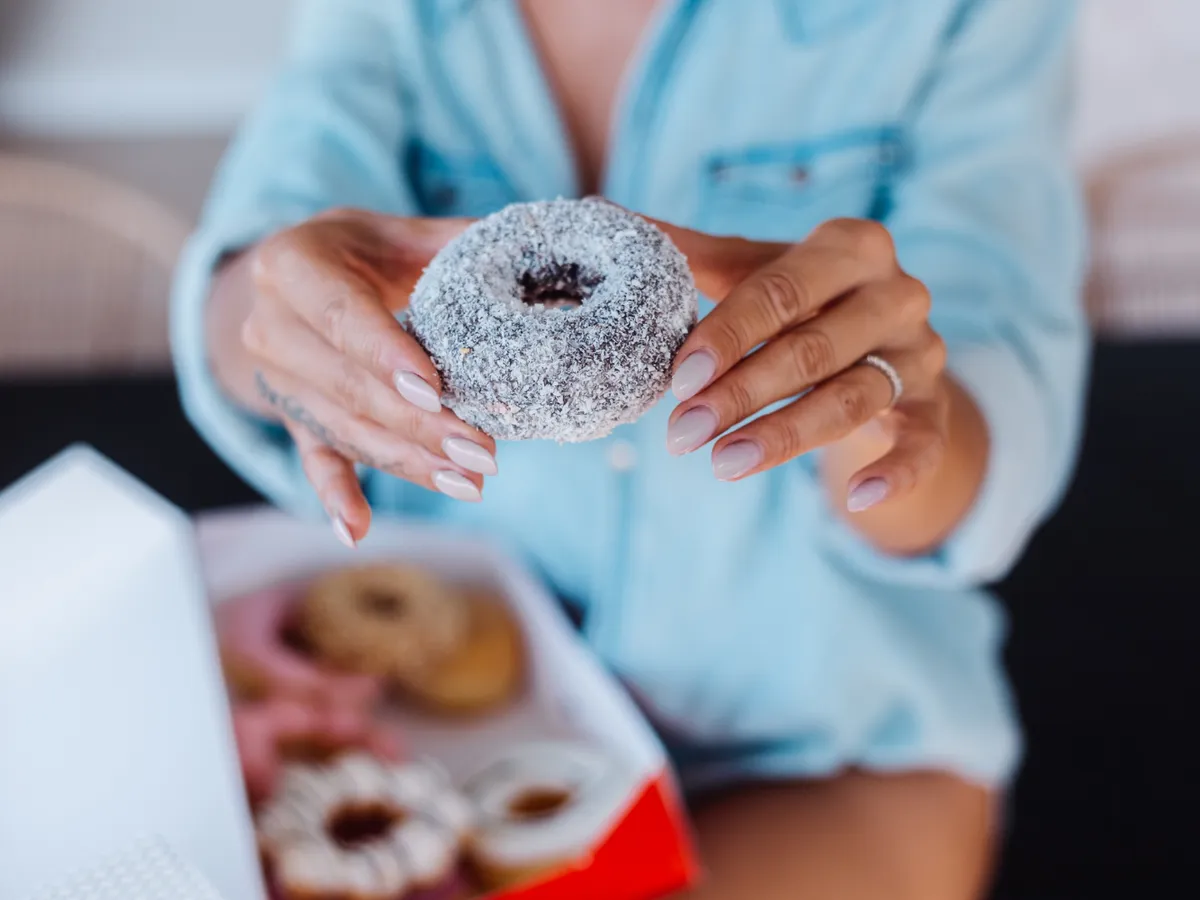 Un celebru lanț de gogoșerii întră in faliment. Au vrut să crească brusc dar s-au prăbușit