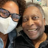 Pele, alături de fiica sa, Kely Nascimento / Foto: Instagram @ iamkelynascimento