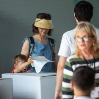 Câţi bani vor câştiga membrii secţiilor de votare, la parlamentare şi prezidenţiale - Foto: INQUAM PHOTOS/Ovidiu Micsik