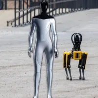 VIDEO Cum arată robotul umanoid de 1,73 metri și 57 de kg. Poate căra cumpărături de 20 kilograme