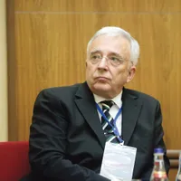Guvernatorul BNR Mugur Isărescu