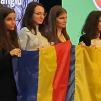 Elevele din România care au participat la Olimpiada Europeană de Matematică pentru Fete (EGMO) 2023. - Foto: Societatea de Stiinte Matematice din Romania