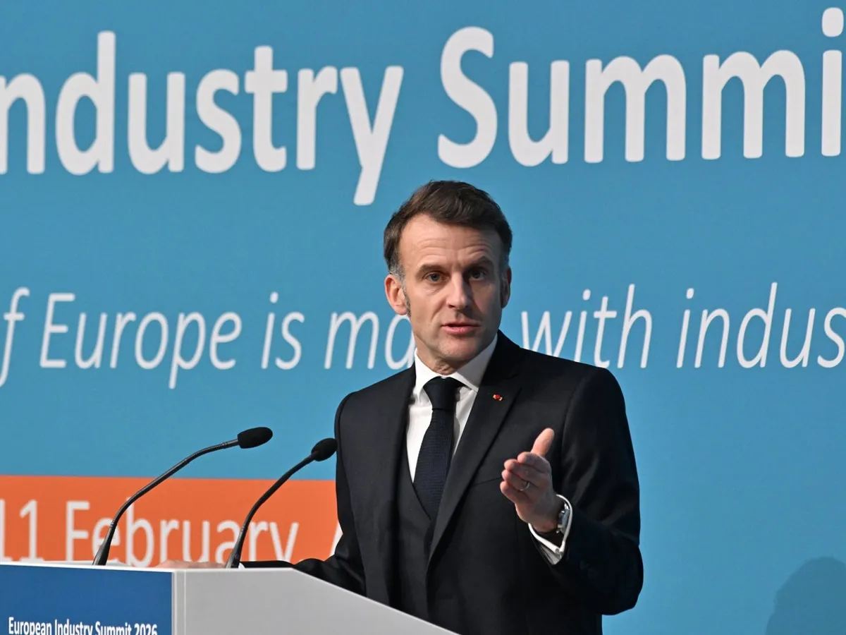 Avertismentul lui Macron: „Trump vrea să dezintegreze UE”. Planul Parisului pentru o Europă super puternică