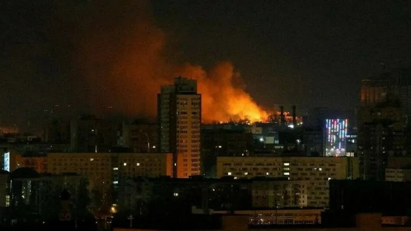 Kievul a rezistat celei de-a treia nopți de atacuri ordonate de Putin. Lovituri, în mai multe orașe. / Foto: floridagoodfriday.com