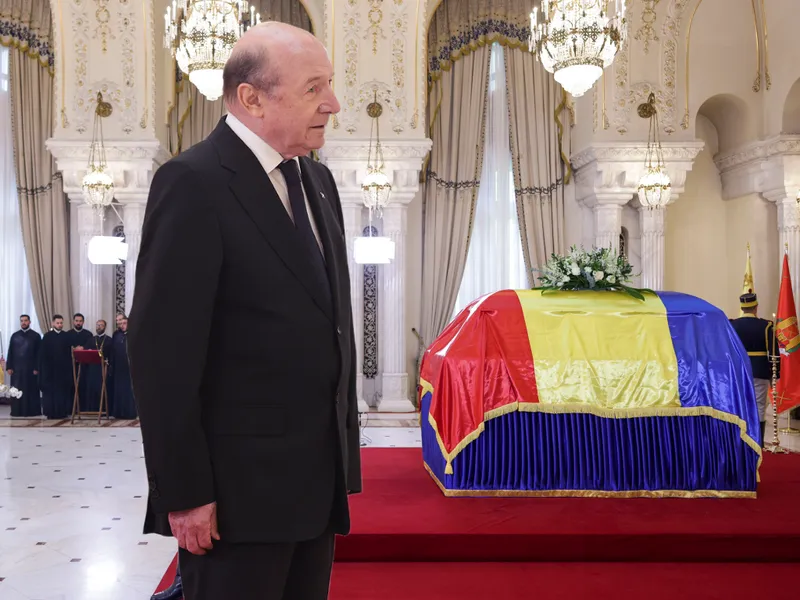 Băsescu i-a adus un ultim omagiu lui Iliescu: „Respectul cuvenit memoriei Primului Președinte Ales” - Foto: Foto: Inquam Photos / George Călin