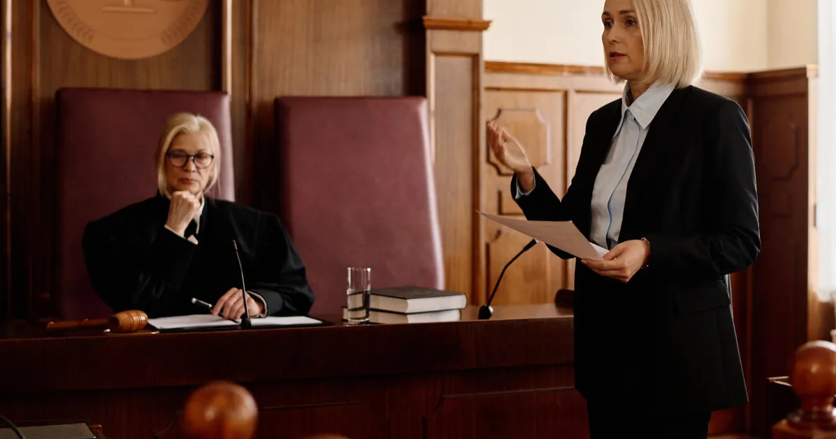 Pensiile speciale au crescut cu 3.800 lei într-un singur an. Care politicieni au fost darnici cu magistrații? • Newsweek România