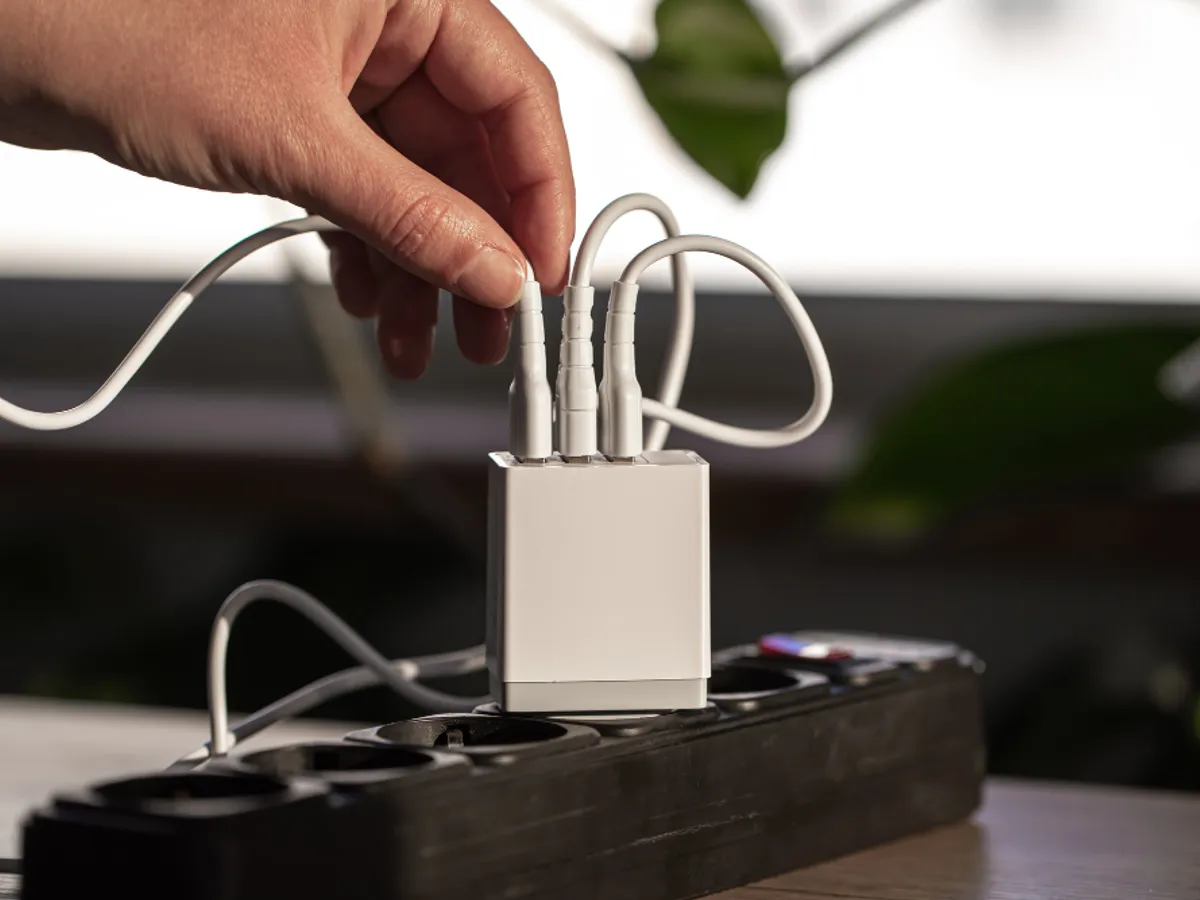 Încărcător electric - Foto: Freepik (rol ilustrativ)