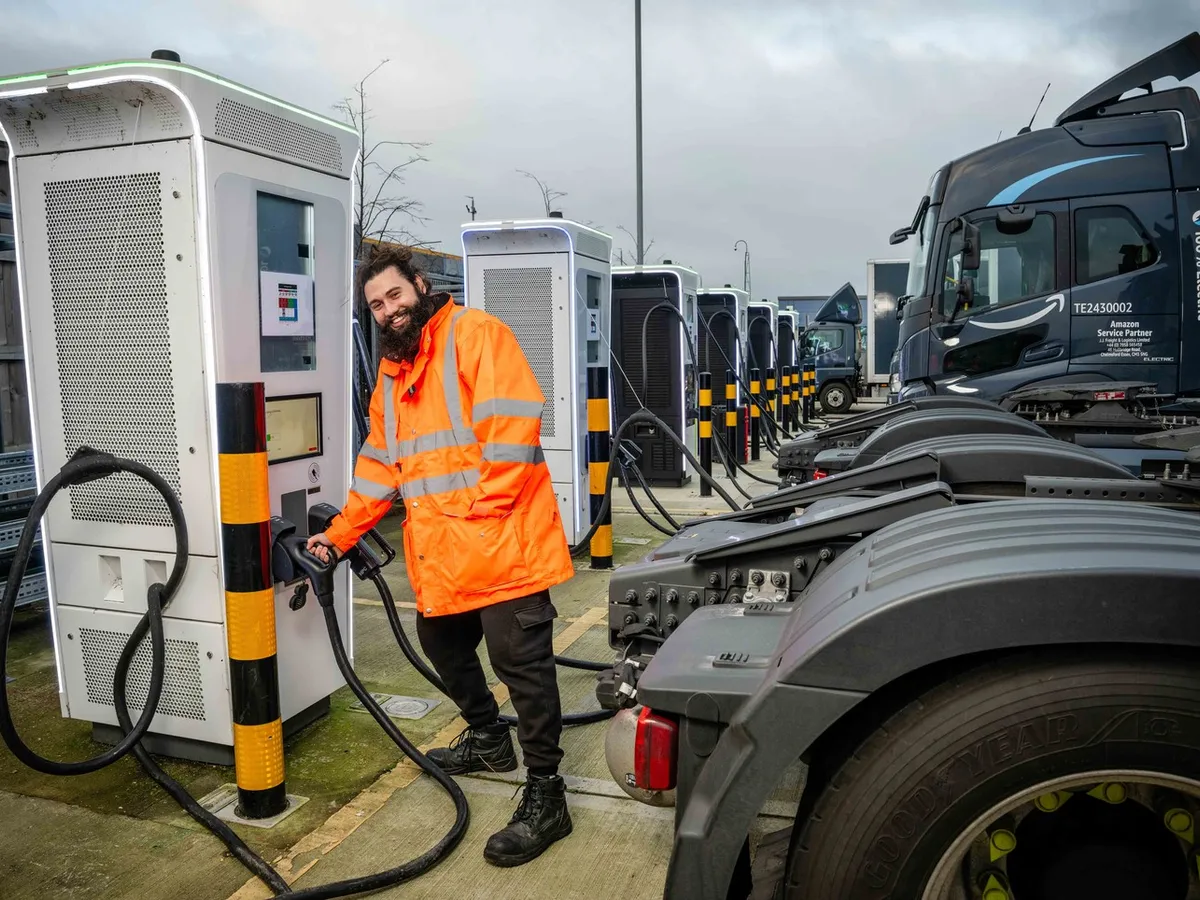 UE face o mega-rețea de încărcare pentru camioanele electrice - Foto: Profimedia Images (Imagine cu rol ilustrativ)