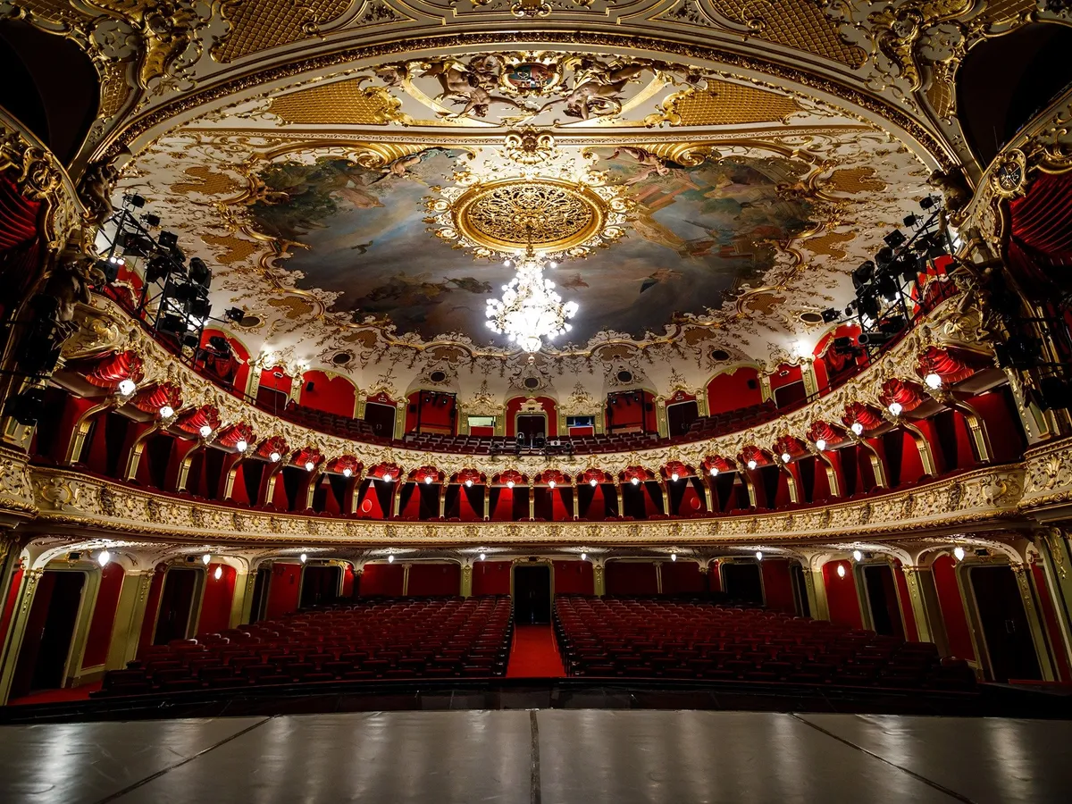 Luptă în cinci pentru șefia Operei Naționale Române Iași Cine sunt?