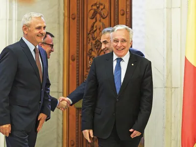 Liviu Dragnea l-a apărat inițial pe Mugur Isărescu, când s-a pus problema colaborării cu Securitatea comunistă