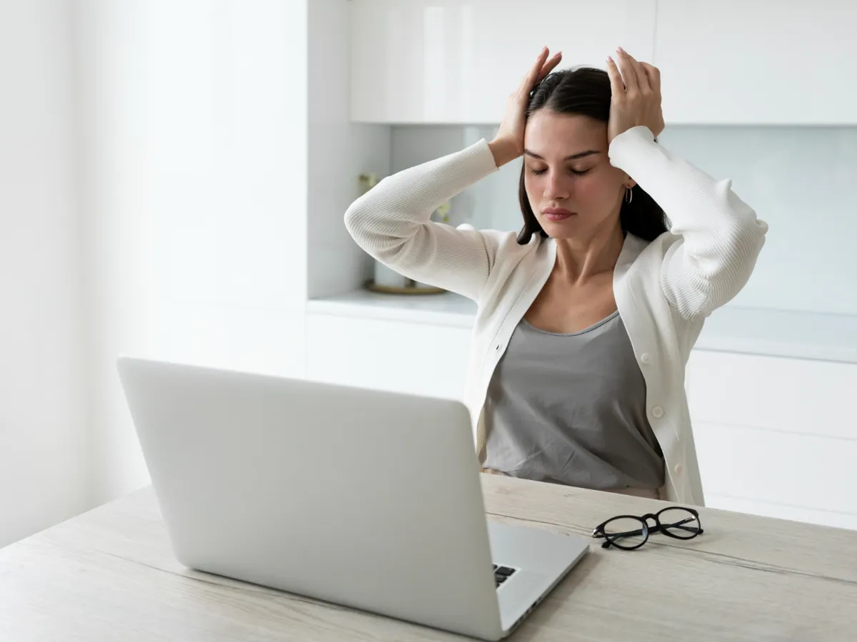 Obiceiurile care îți fură frumusețea și te urâțesc vizibil. Ce să faci ca să nu îmbătrânești prematur?