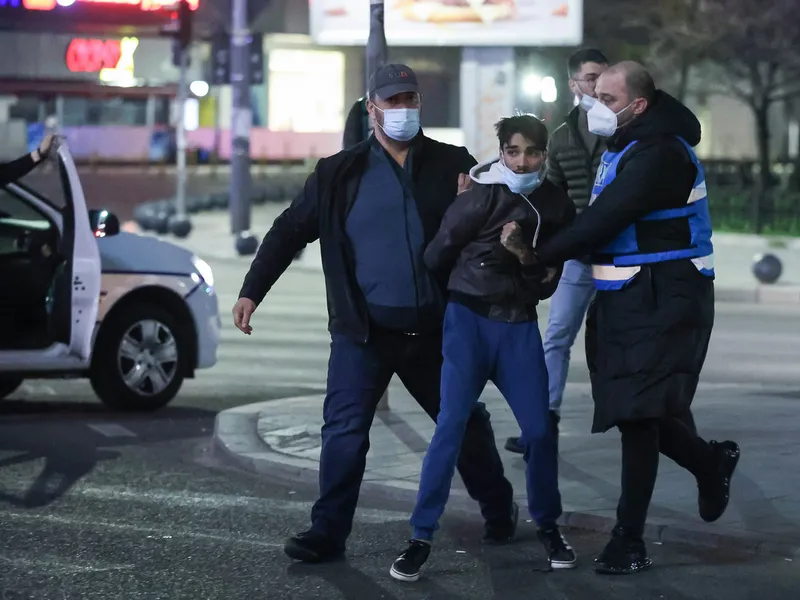 Violențele de la protestele din București. / Foto: INQUAM_Photos Bogdan-Ioan Buda