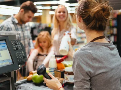 Supermarket - Foto: magnific (rol ilustrativ)