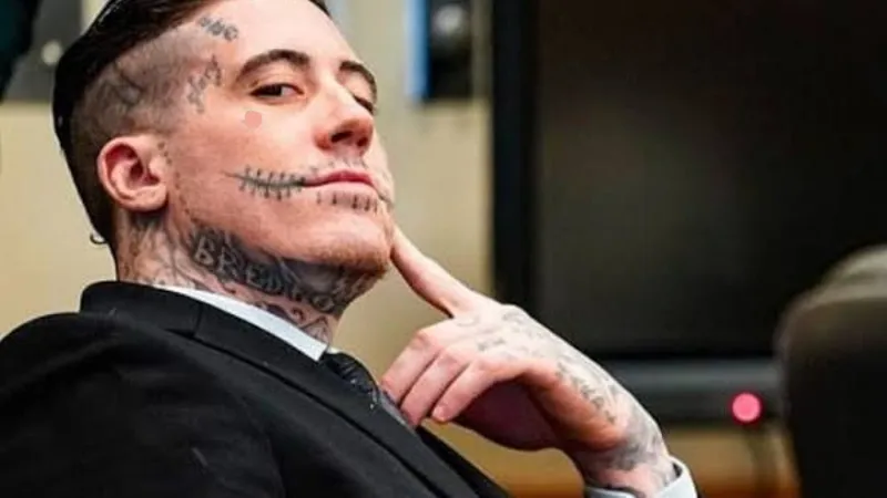 Secretul ucigașului cu un „zâmbet malefic” tatuat pe față, condamnat de două ori la moarte - Foto: Profimedia images