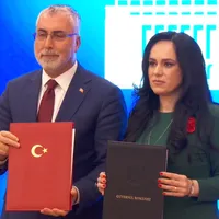 Ministrul Muncii, anunț oficial despre românii care au lucrat în Turcia. Ce se întâmplă cu vechimea Foto: Facebook/ Ministerul Muncii