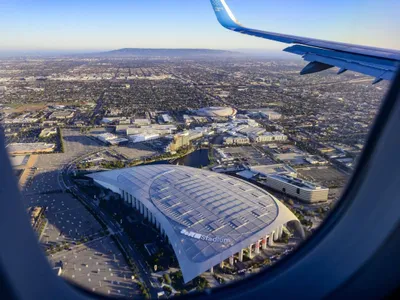 SoFi Stadium Los Angeles, o arenă ca o astronavă interstelară, cu peste 70.000 de locuri - Foto: Profimedia Images