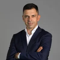 Eduard Novak a deplâns decesul sportivului. FOTO: Facebook