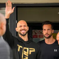 Andrew și Tristan Tate au plecat cu un avion privat în Dubai. Ce se întâmplă cu mașinile confiscate - Foto: Profimedia Images