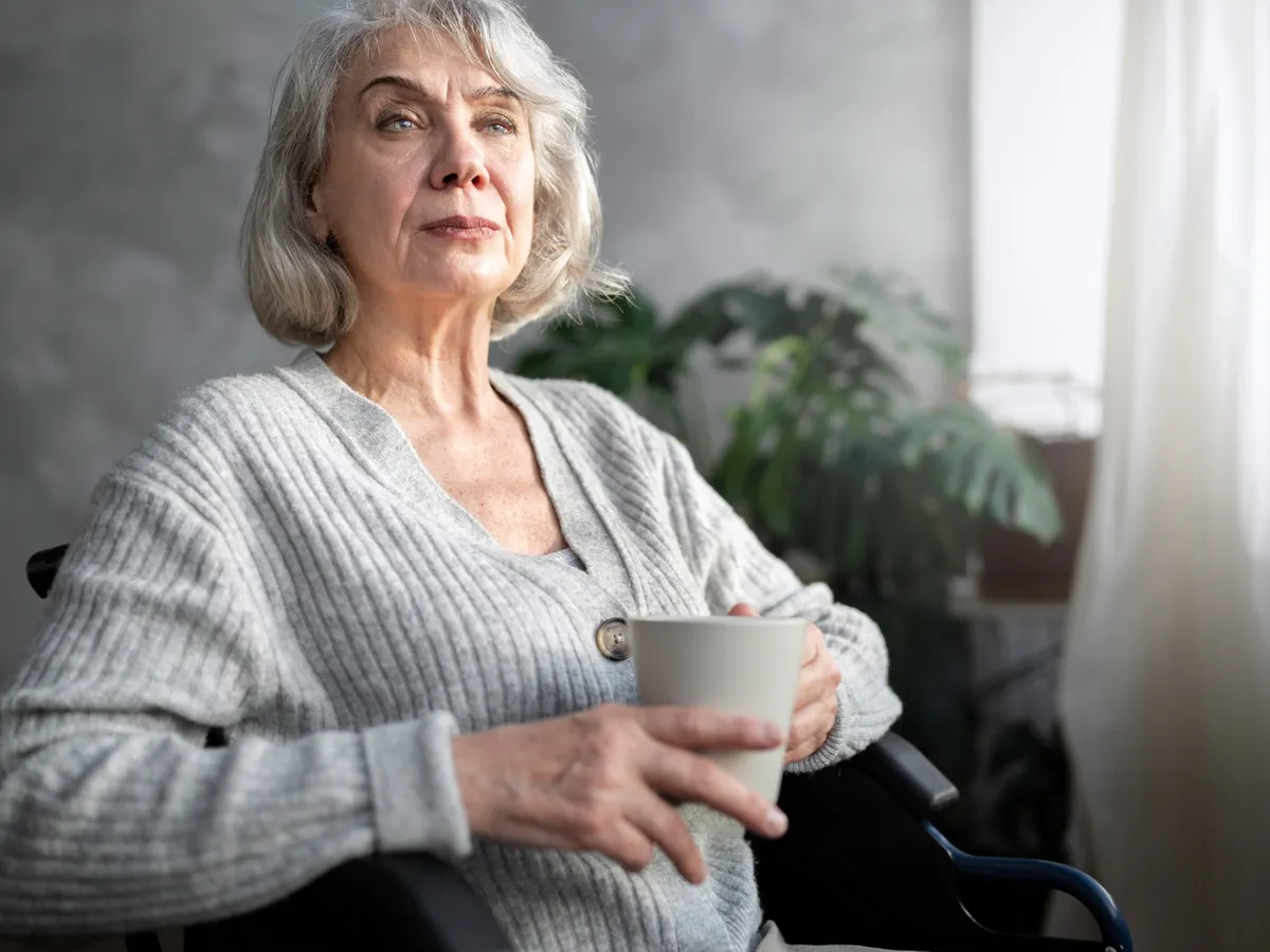 Pensionară la pensie - Foto: Freepik