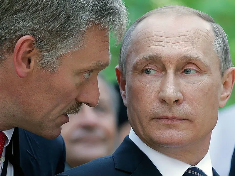 Dimitri Peskov și Vladimir Putin - Foto: Profimedia Images