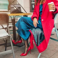 Femeile adoră pantofii - ce stiluri sunt la modă în această vară (P)