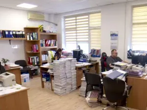 Agenția fantomă cu trei șefi și zero angajați. Cum a ratat statul comasarea a două instituții și a lăsat mii de funcționari pe dinafară