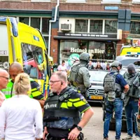 Atac armat la Rotterdam. Trei persoane împușcate mortal - Foto: Twitter/ @nexta_tv